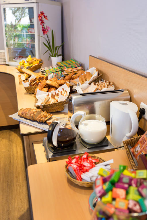Hotel Inn Grenoble Eybens Parc Des Expositions Ex Kyriad ภายนอก รูปภาพ