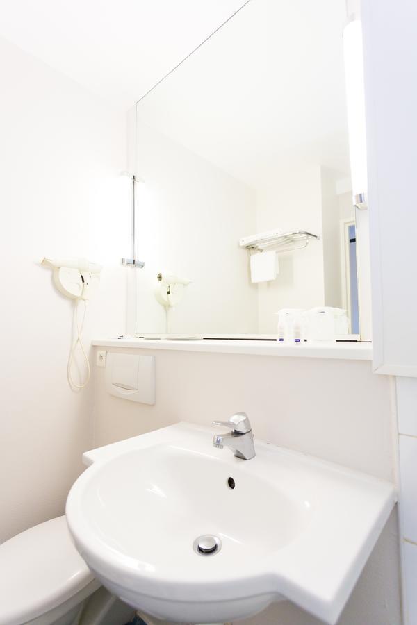 Hotel Inn Grenoble Eybens Parc Des Expositions Ex Kyriad ภายนอก รูปภาพ