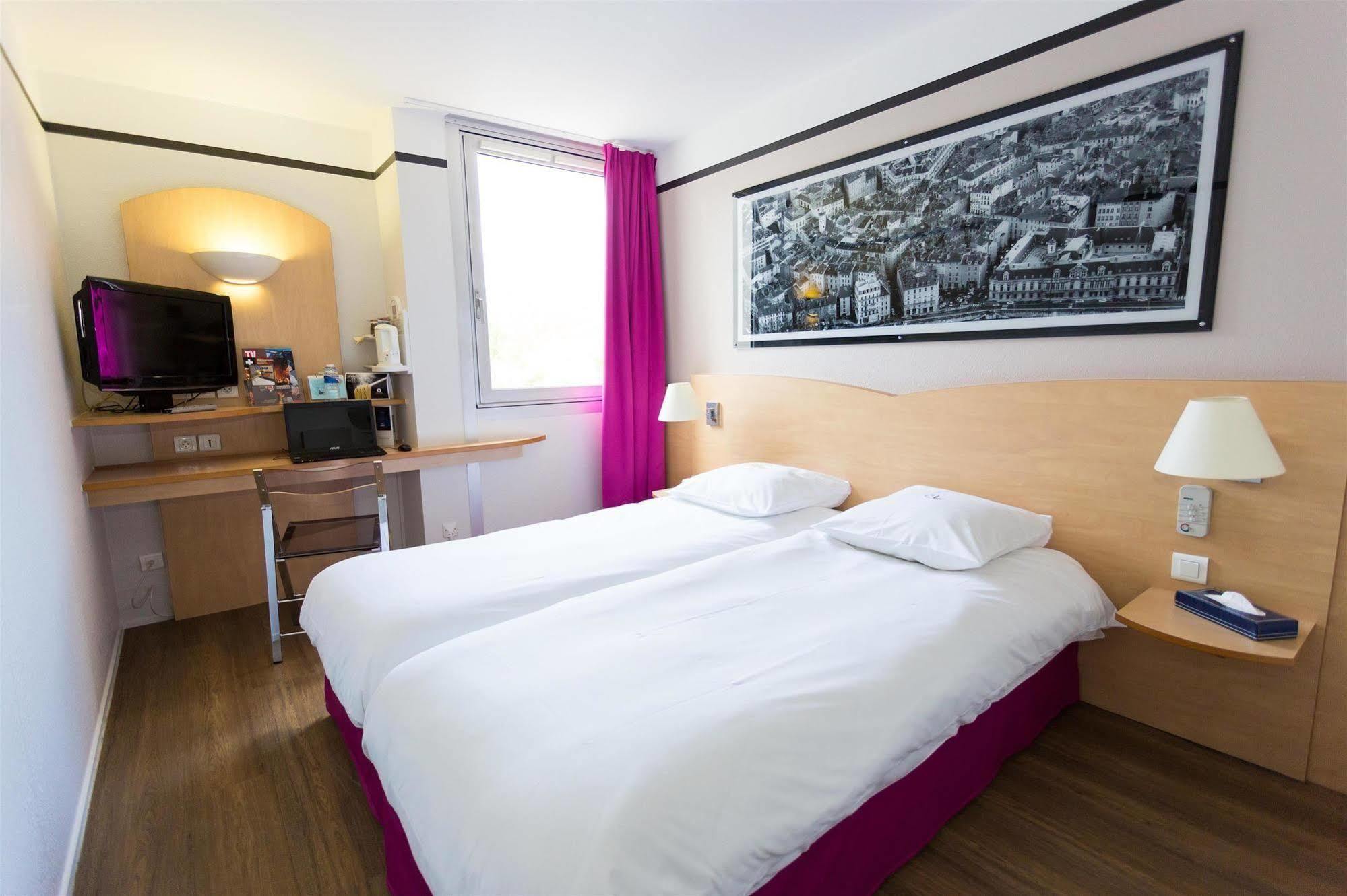 Hotel Inn Grenoble Eybens Parc Des Expositions Ex Kyriad ภายนอก รูปภาพ