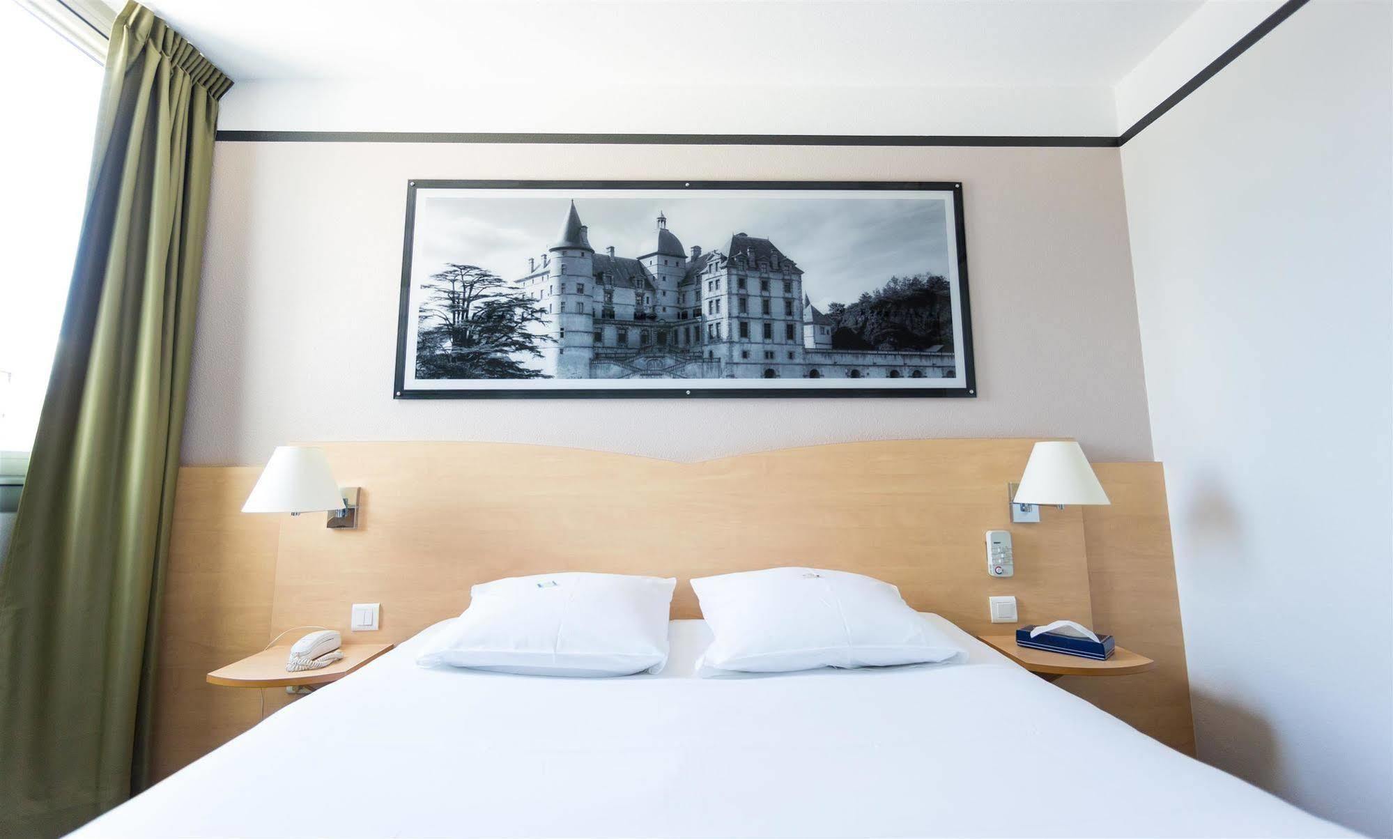 Hotel Inn Grenoble Eybens Parc Des Expositions Ex Kyriad ภายนอก รูปภาพ
